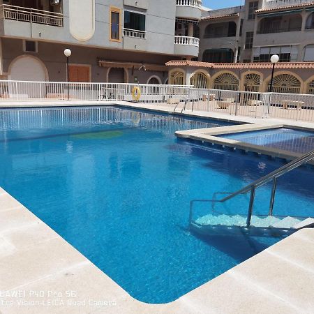 Holiday Apartment Torrevieja Buitenkant foto