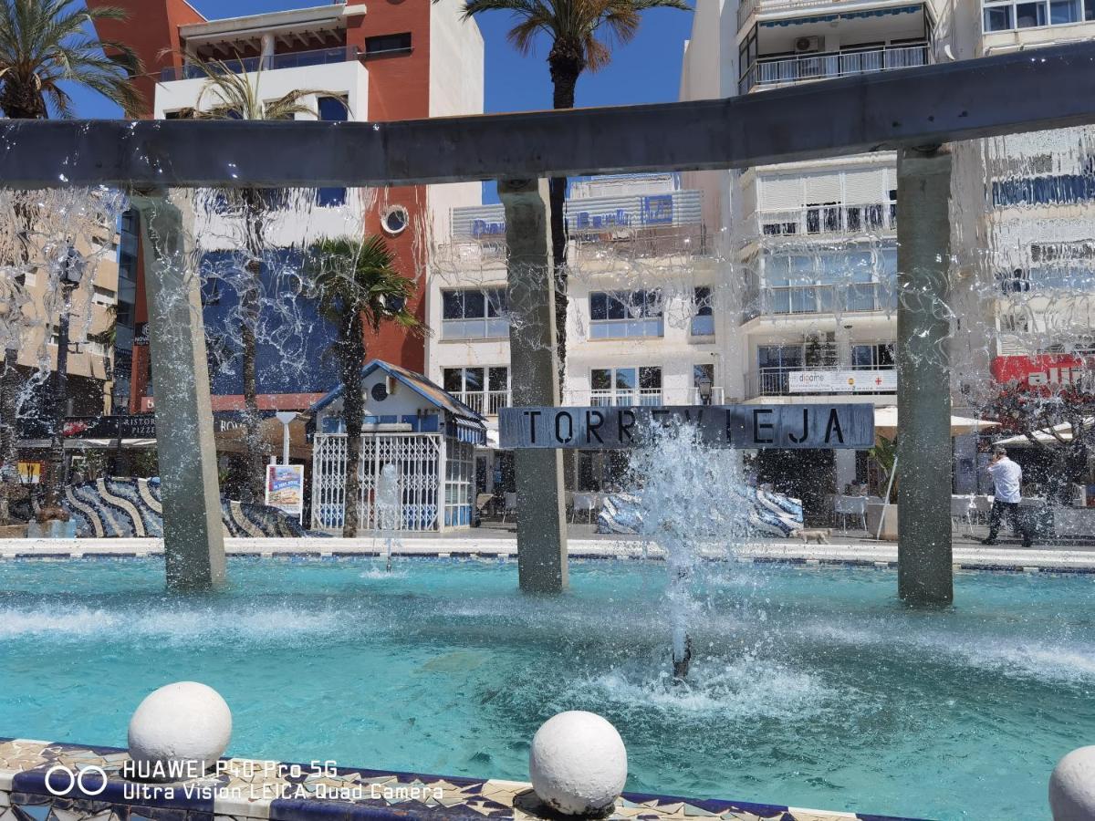 Holiday Apartment Torrevieja Buitenkant foto